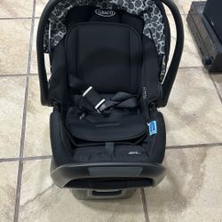 Graco Car Seat 