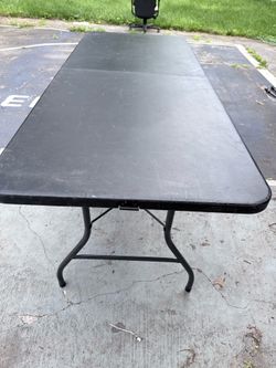 Portable table