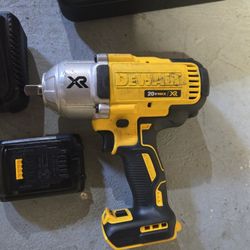 DEWALT 20V MAX* XR® Brushless Cordless Impact Wrench