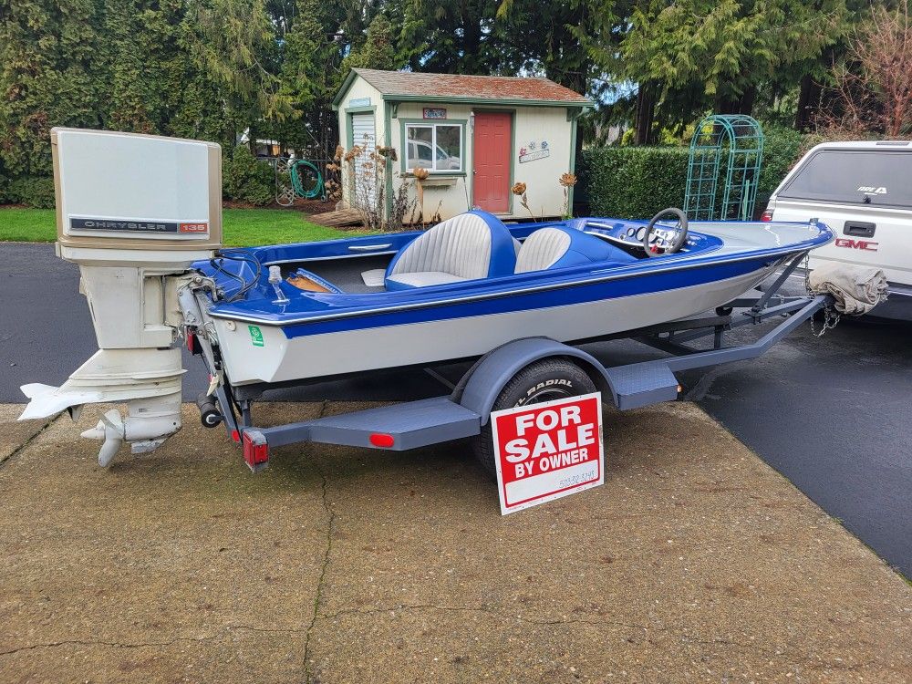 Ski boat 16'