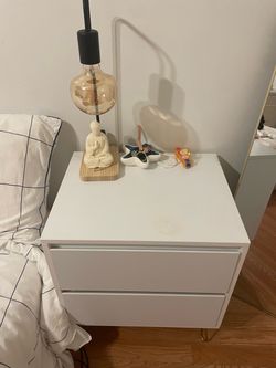 White 2-Drawer Nightstand with Gold Legs