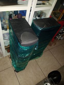 Klipsch Floor Stander Speakers