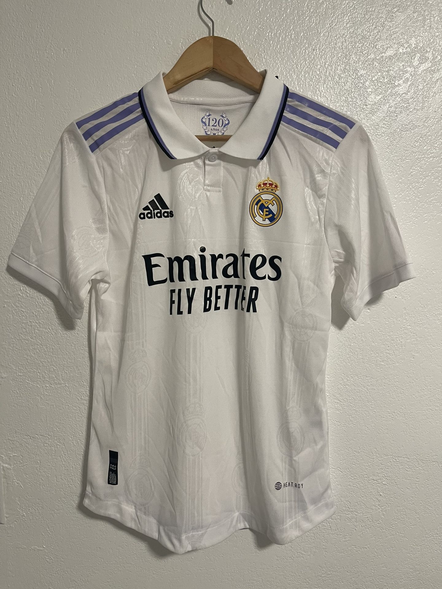 Real Madrid 22/23 Jersey MEDIUM