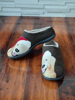 L.L.Bean Daybreak Scuffs Golden Retriever Santa Slippers Women’s Size 10 Medium
