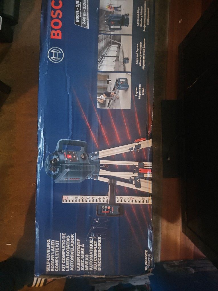 BOSCH ROTARY LASER LEVEL NEW IN BOX