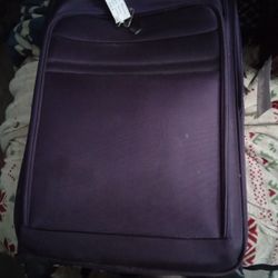 8 Roller Luggage Suitcases
