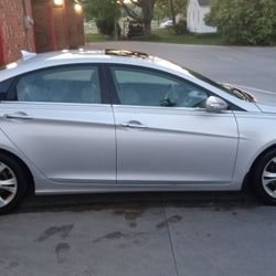 2011 Hyundai Sonata Limited 