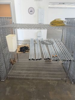 Commercial storage sliding shelves