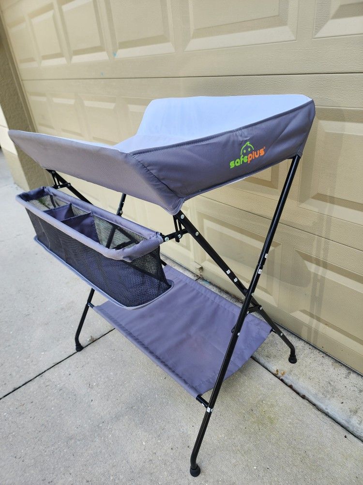 Safeplus Tall Folding Diaper Changing Table In GUC ⭐️Reduced⭐️