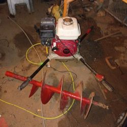 Groundhog Honda 2-man Auger