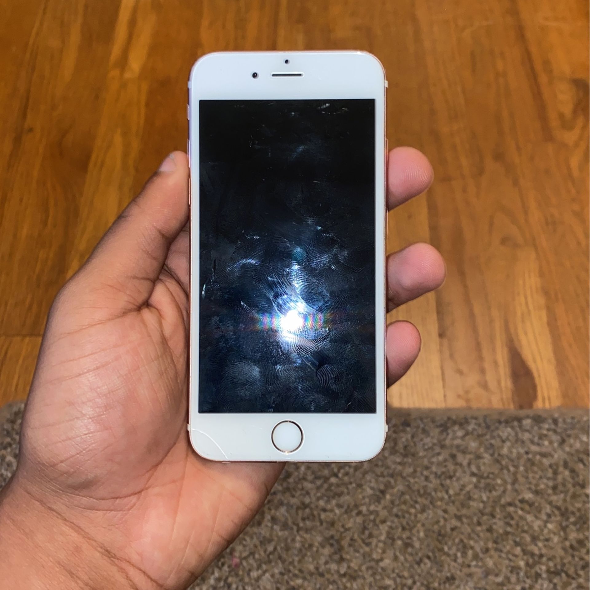 iPhone 6s (NEED PUK CODE)