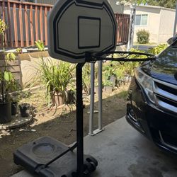 Basketball hoop 