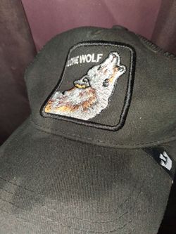Lone Wolf Embroidered Black Baseball Cap