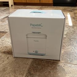 Baby bottle sterilizer paoablic like new