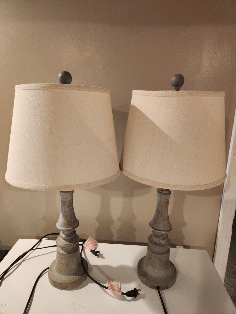 2 Standard 3-way Table Lamps