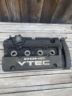 Honda H22 valve cover