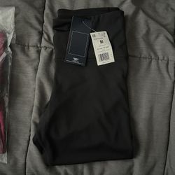 Black reebok leggings 