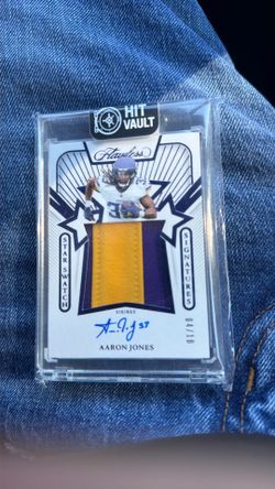Aaron jones flawless /10