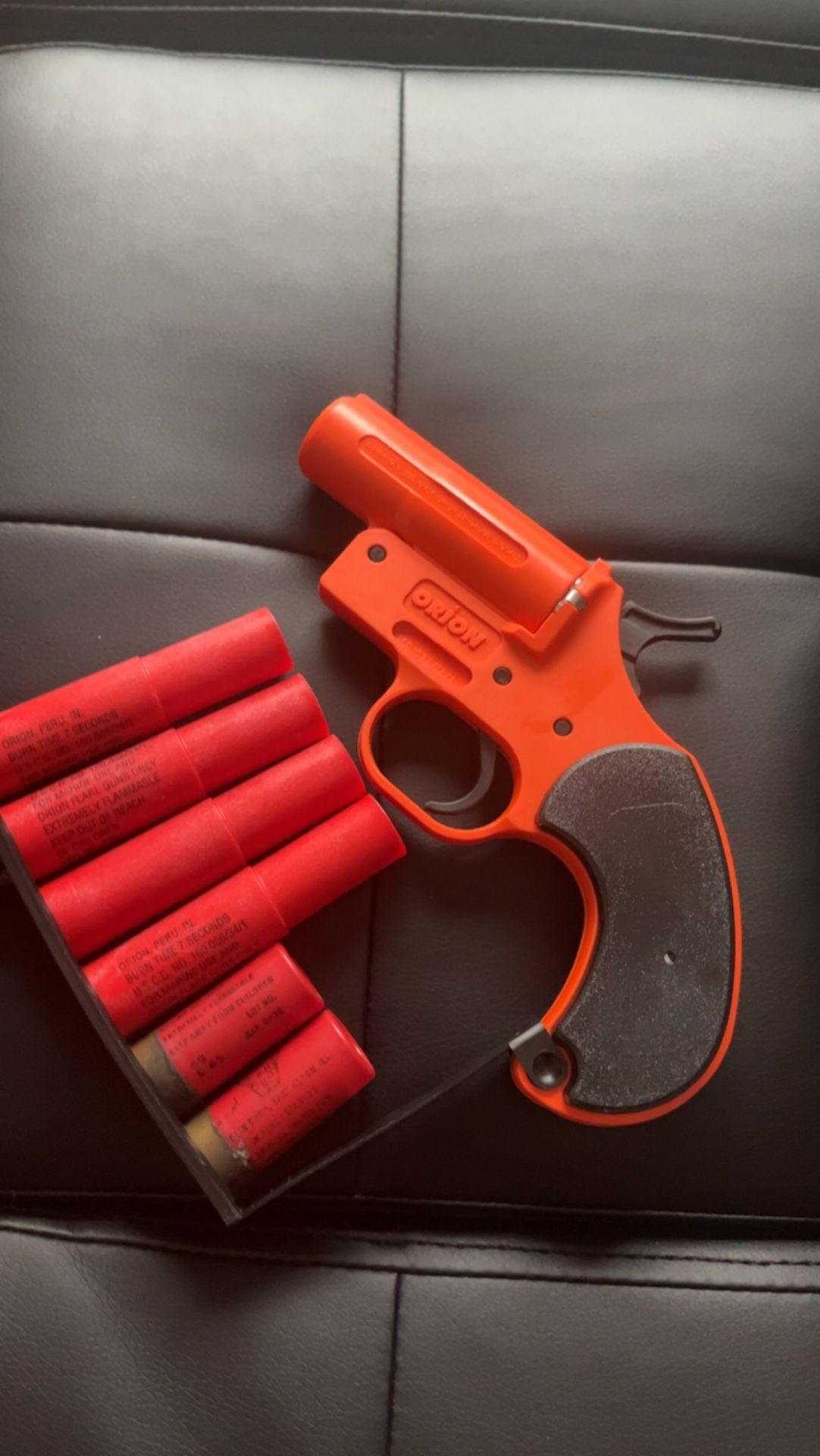 Flare Gun + Flares for Sale in Chehalis, WA - OfferUp