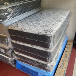 Brand New Twin Size Mattress 10” Thick – Quality + Comfort at Factory Prices! Full, Queen & King in Stock – Delivered Today!