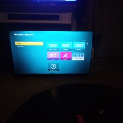 Hisense 50 Inch Roku Smart TV 