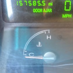 2005 Lincoln Town Car