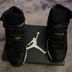 Nike Air Jordan 11 Retro Premium "Heiress Black Stingray"