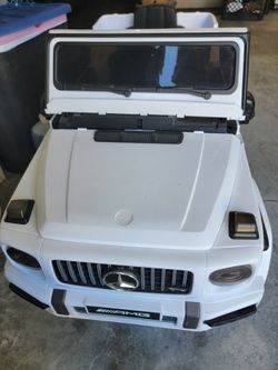 Kids Ride-On Electric Car with Remote