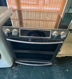 Electric Samsung Stove