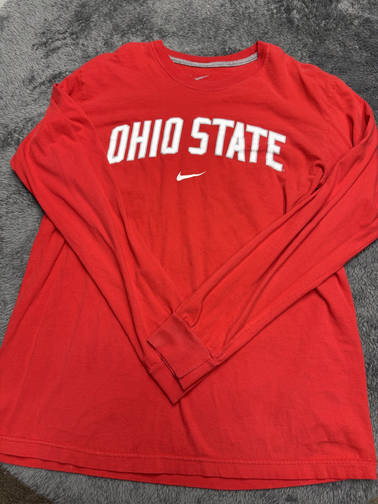 Nike Ohio State Women’s Large Tee In Good Shape!