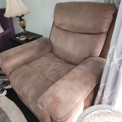 LG Brown Recliner 