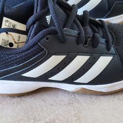 New Adidas Boys Shoes. Size 3.5