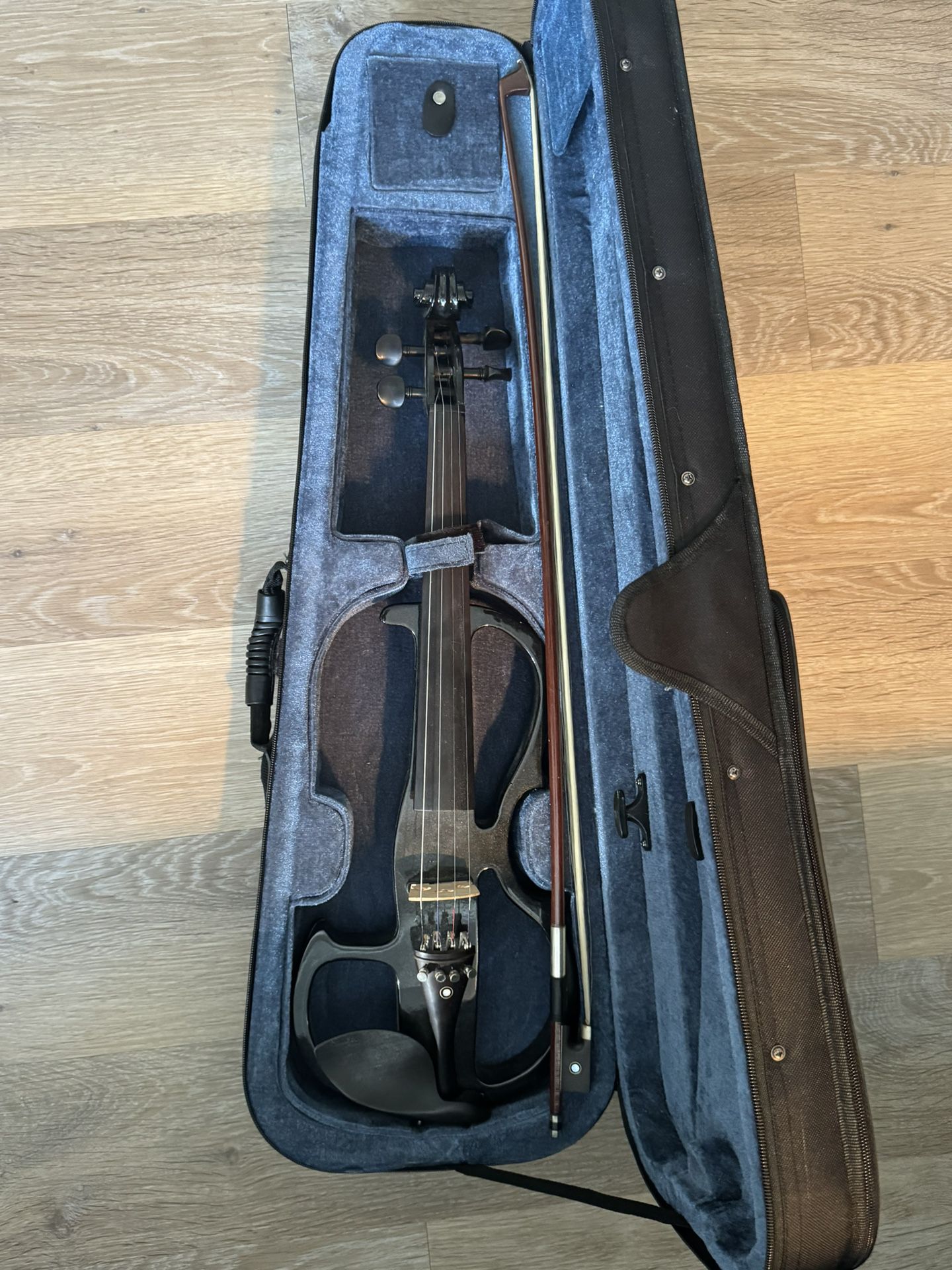 Cecilio Electric Violin - 4/4 Size (Full Size)