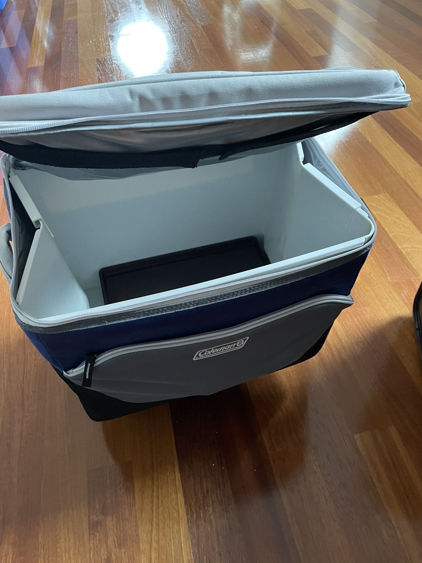 Coleman Cooler On Wheels BRAND NEW