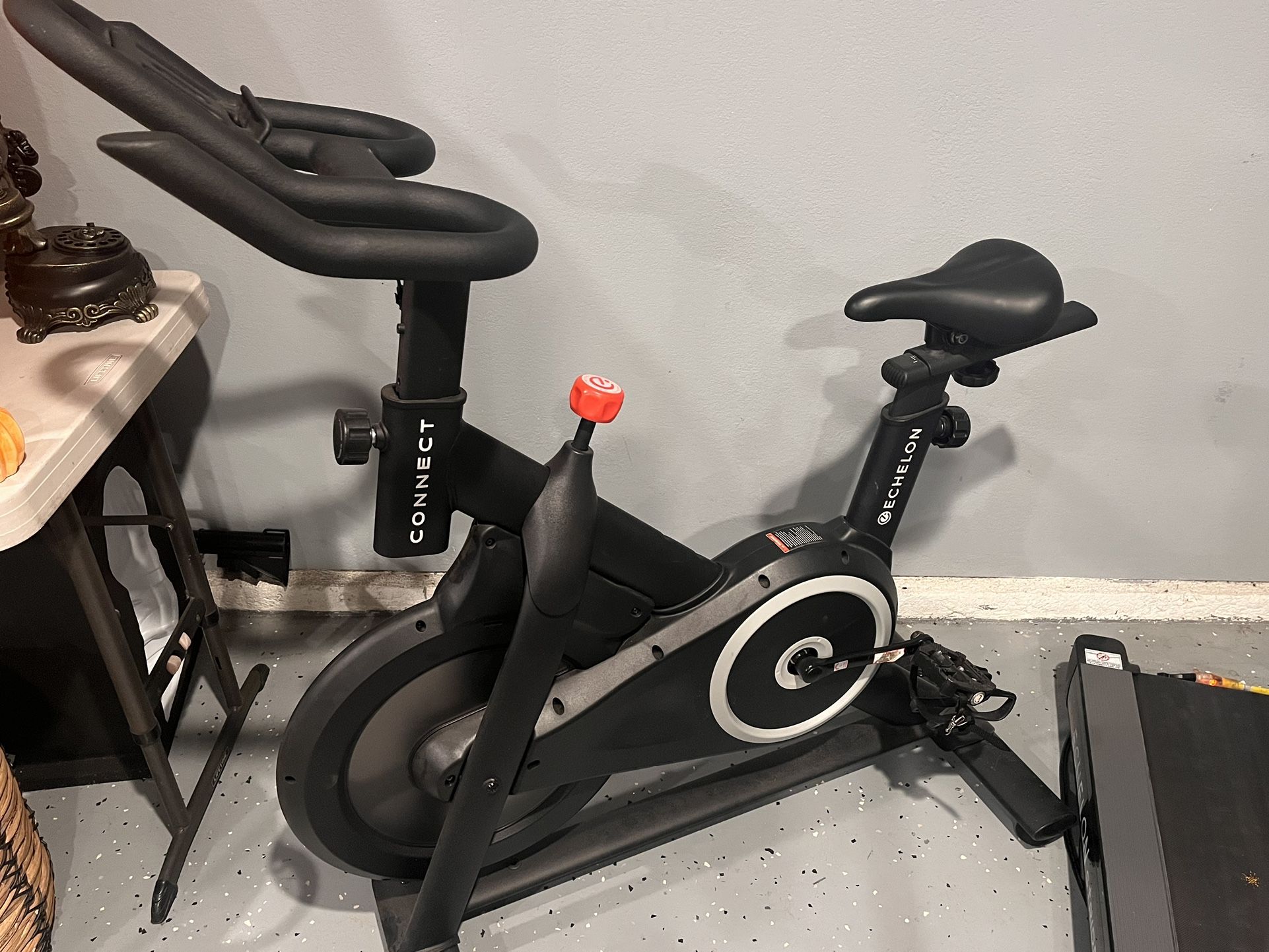 Echelon Stationary Bike