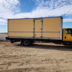 2007 International Box Truck 