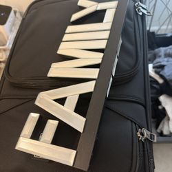 Family House Decor