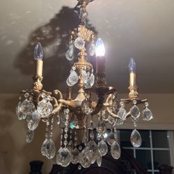 Chandelier (OBO)