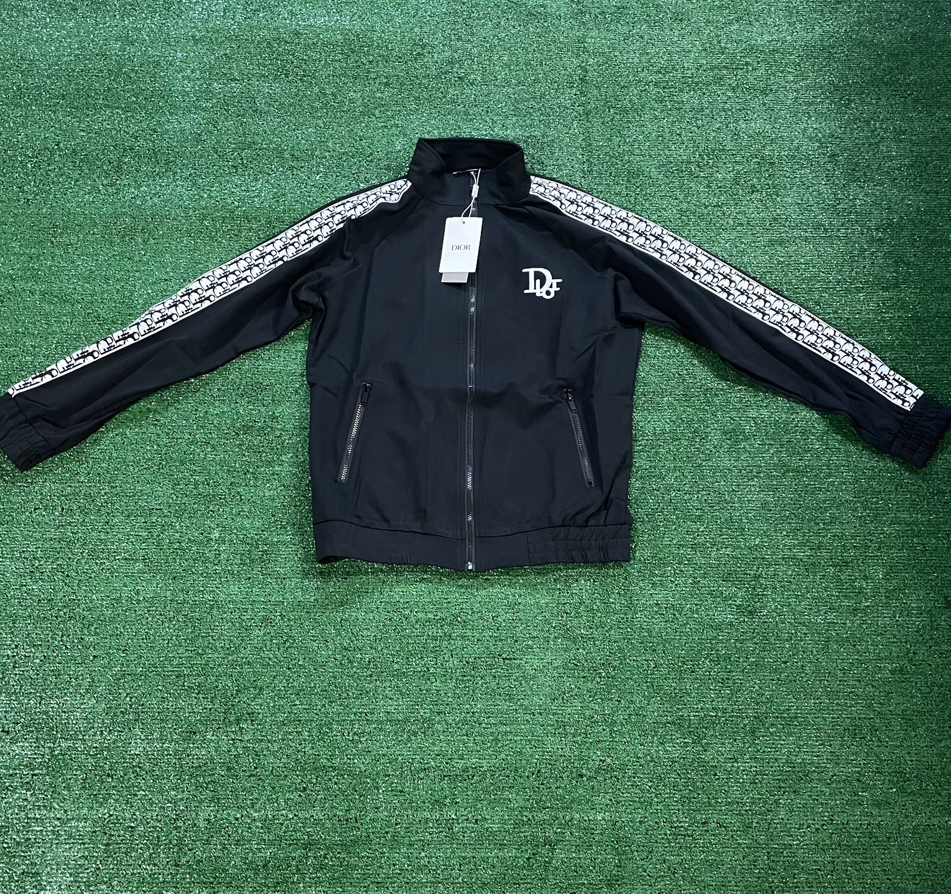 dior zip up jacket size M