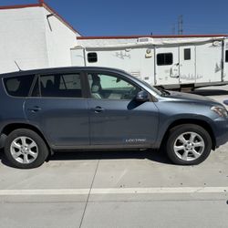 2014 Toyota Rave 4 Electric Hybrid 