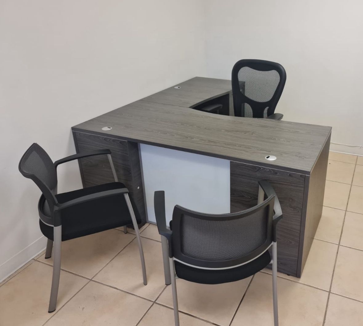 DESK OFFICE $399