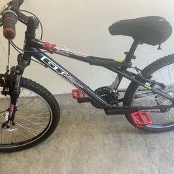 Good condition gt aggressor 24 inch mountain bike  youth