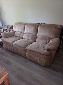 Tan 3 seat recliner