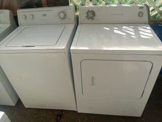 Estate washer and. Dryer 250 free local delivery