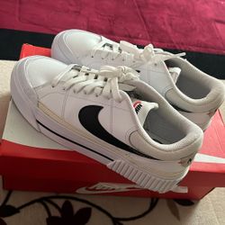 Women's Nike Court Legacy Lift Shoes