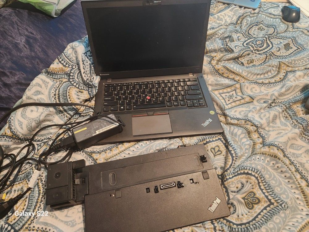 Lenovo T450 and DOCKING Station w/ Charging Cord