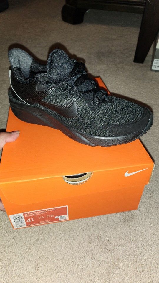 Nike Shoes Brand New