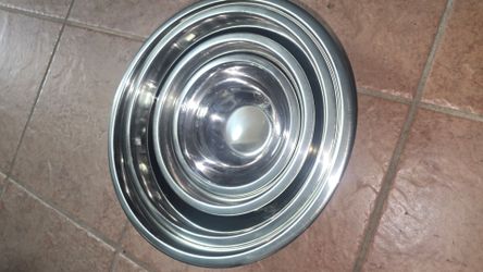 Stainless steel mixing bowls