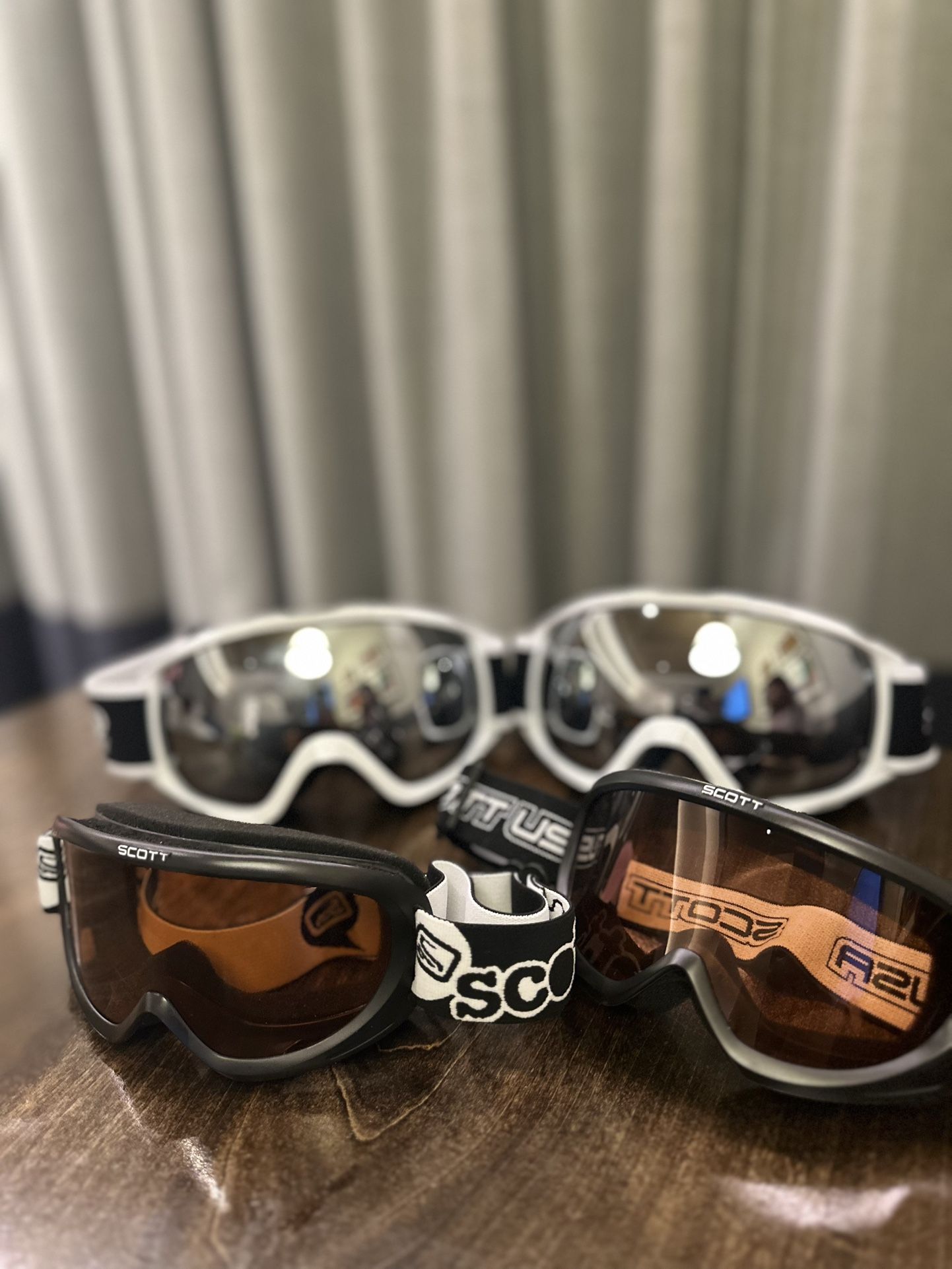 Snow Goggles