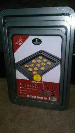 3 piece non stick cookie pans non stick! Brand New in package